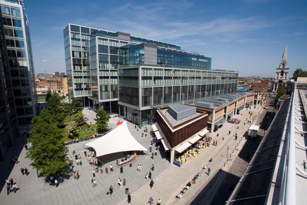 London citycentre pedestrian square for brand promotions LoLive
